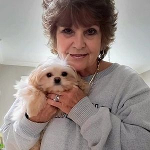 Meet your Posher, Deborah